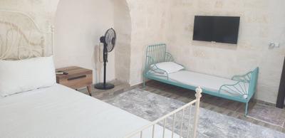 Tarihi Midyat Acar Konağı