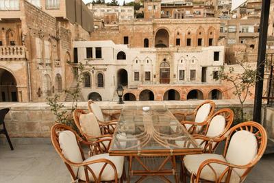 Tuğhan Hotel