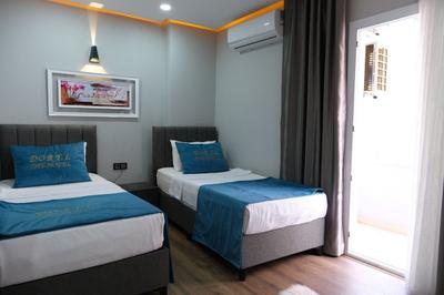 Dorel The Hotel