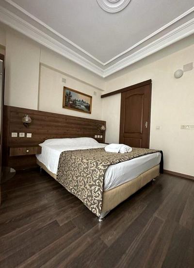 Paperon Hotel