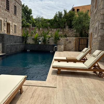 7011 Dadya Rooms