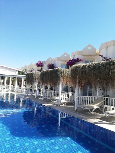 Viras Hotel