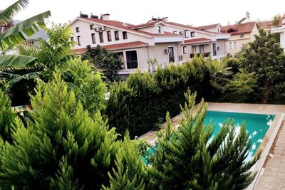 Atlas House