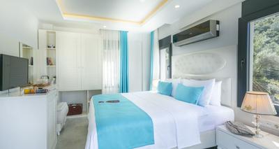 Monastery Suites Hotel
