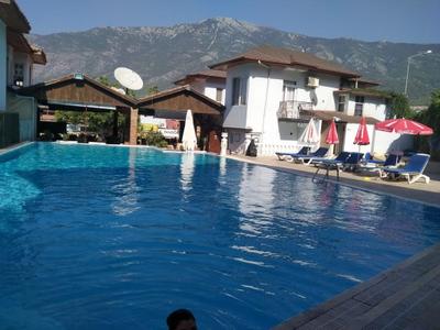 Red Hotel Hisarönü