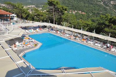 St. Nicholas Park Hotel