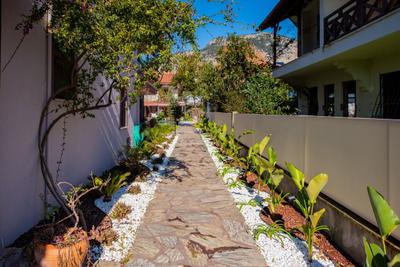 Vira Apart Hotel & Suites