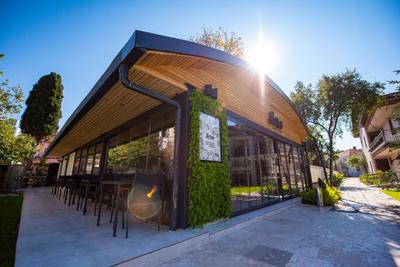 Vira Apart Hotel & Suites