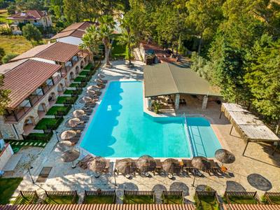 Alados Otel