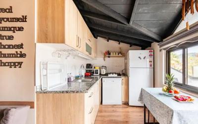Arya Roof House