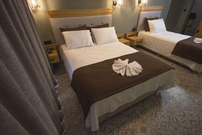 Dark Station Boutique Hotel