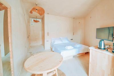 Felix Rooms