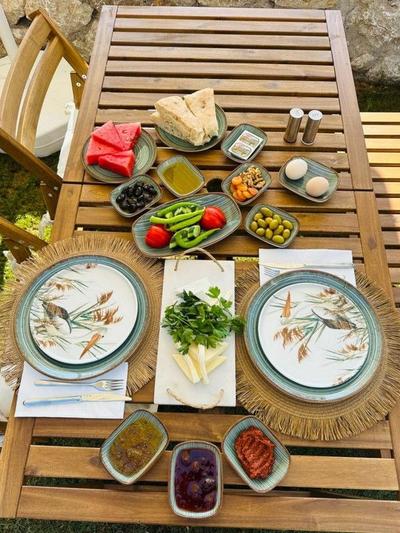 Max Mirage Selimiye