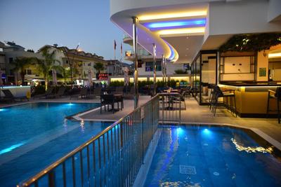Oasis Hotel