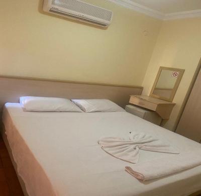 Zuhat Otel