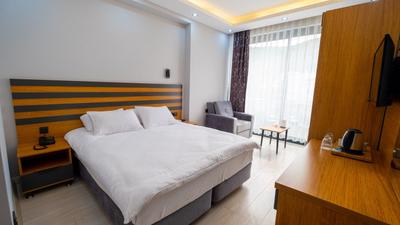 Cabana Boutique Hotel & Cafe