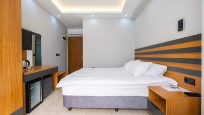Cabana Boutique Hotel & Cafe