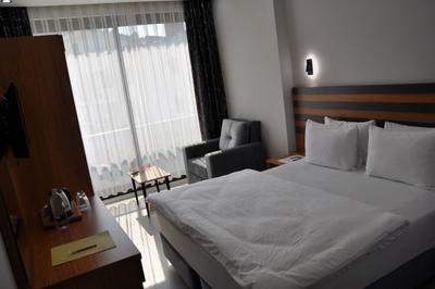Cabana Boutique Hotel & Cafe
