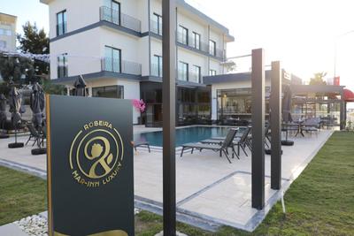 Roseira Mar-inn Luxury