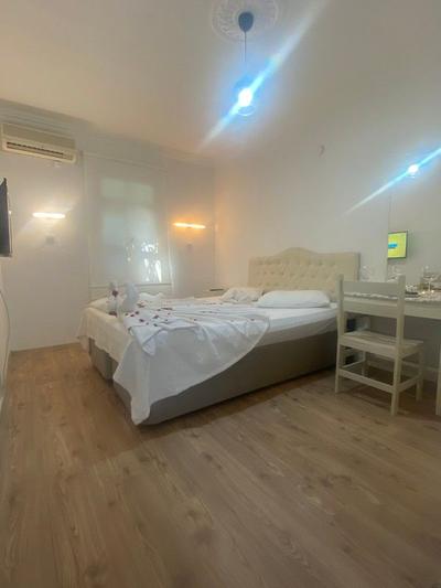 Nil Mars Otel