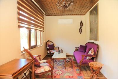 Crescent Park Boutique Otel