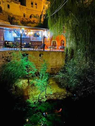 Ela Cave House
