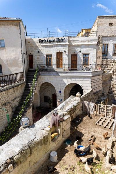 Feris Cave Hotel