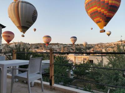 Falcon Cave Suites