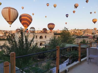 Falcon Cave Suites