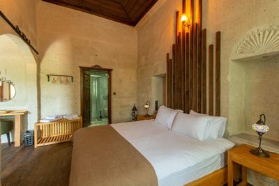 Lemon Cave Suites