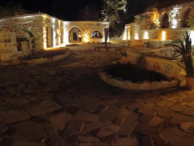 Sur Cave Suites