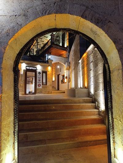 Saklı Cave House