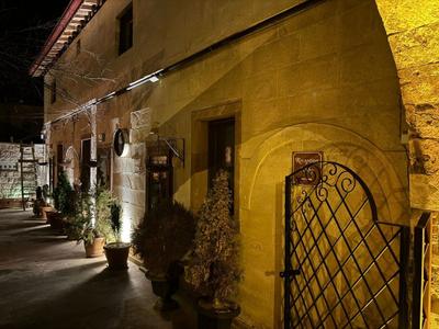 The Red Horse Hotel