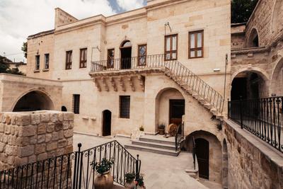 House 1938 Special Cave Hotel