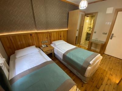 Sis Otel