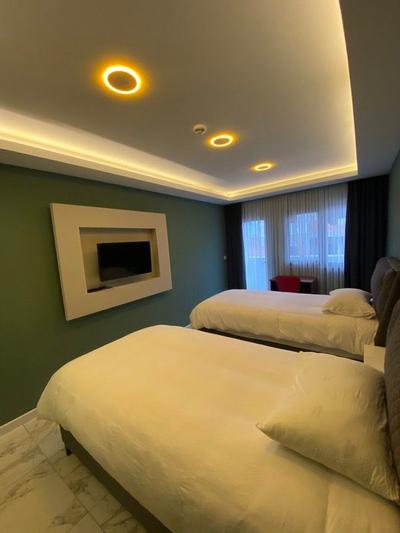 İzmirli Otel