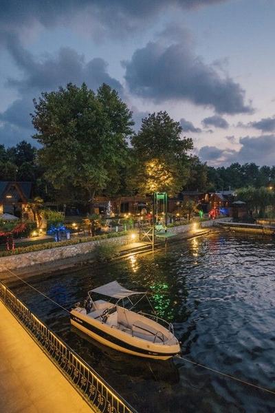 Sapanca Kıyı Bungalov & Cafe