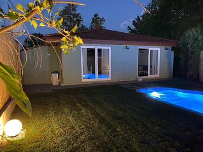 Sapanca Stone Suit Havuzlu Müstakil Villa