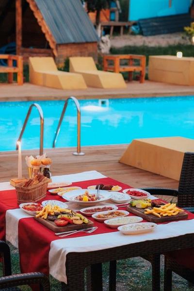 Sapanca Taş Ev & Bungalow