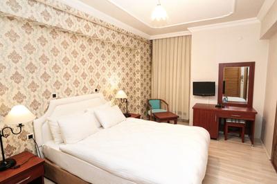 Ege Palas Hotel