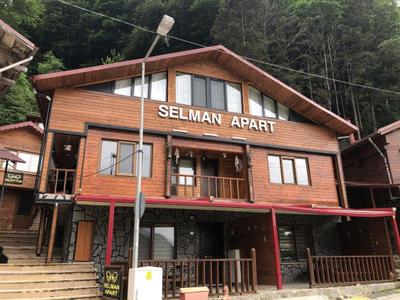 Selman Apart