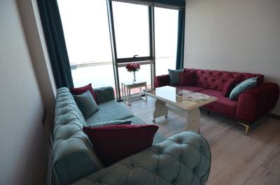 Marina Green Suit & Residence