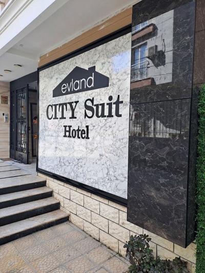 Evland City Suit