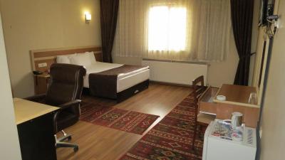 Birlik Şahin Hotel