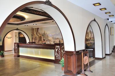 Ağaçlı Otel