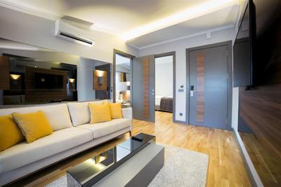 AnkaCity Suit Flat