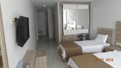 Renq Hotel
