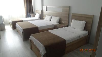 Renq Hotel