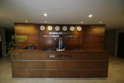 Vali Erdogan Sahinoglu Hitit Otel