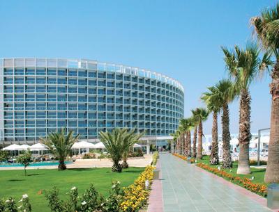 Crystal Centro Lara